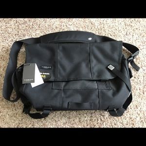 Timbuk2 messenger bag -new!